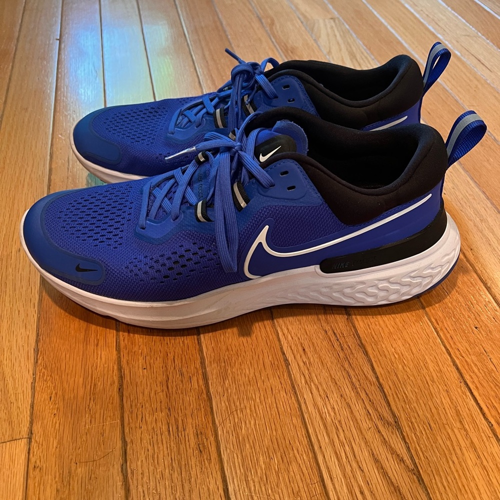 Nike React Size 12 - image 4